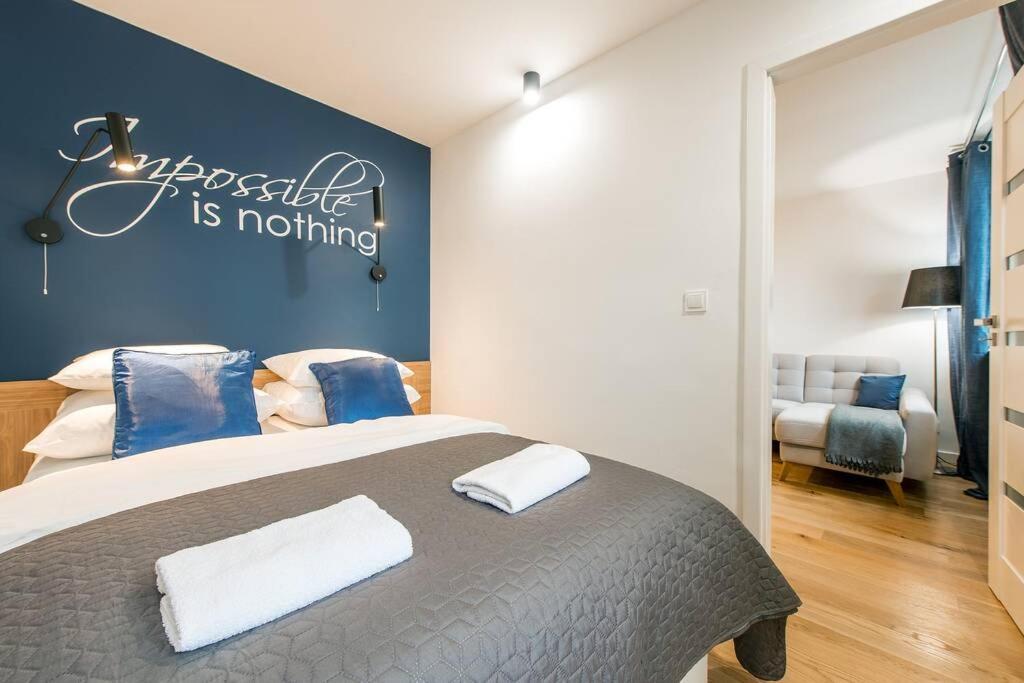 Rondo Onz P&O Serviced Apartments ワルシャワ エクステリア 写真